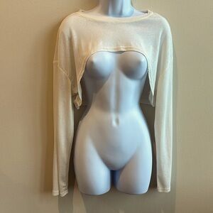 Dazy white cropped top- large